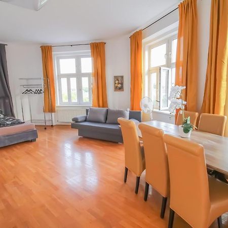Family 3 Bedroom Apartment Lv7 Wien Eksteriør bilde