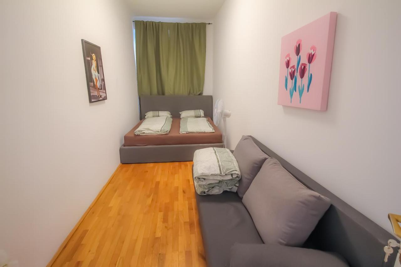 Family 3 Bedroom Apartment Lv7 Wien Eksteriør bilde