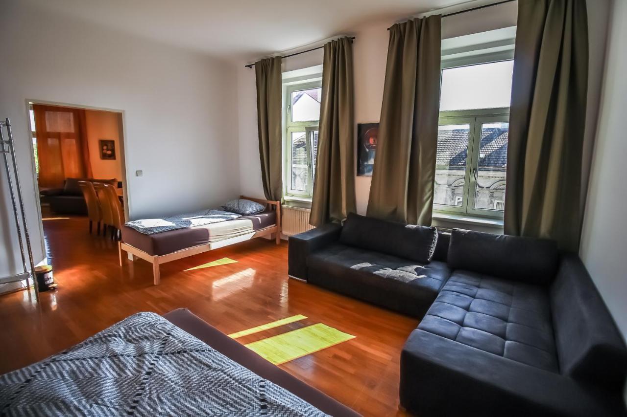 Family 3 Bedroom Apartment Lv7 Wien Eksteriør bilde