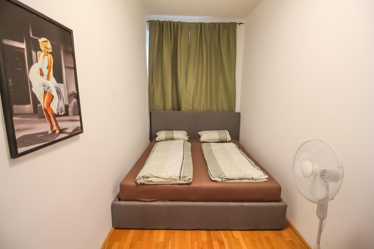 Family 3 Bedroom Apartment Lv7 Wien Eksteriør bilde